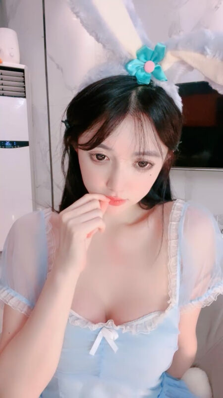 极品尤物网红女神|美腿女仆装-黑狗写真局