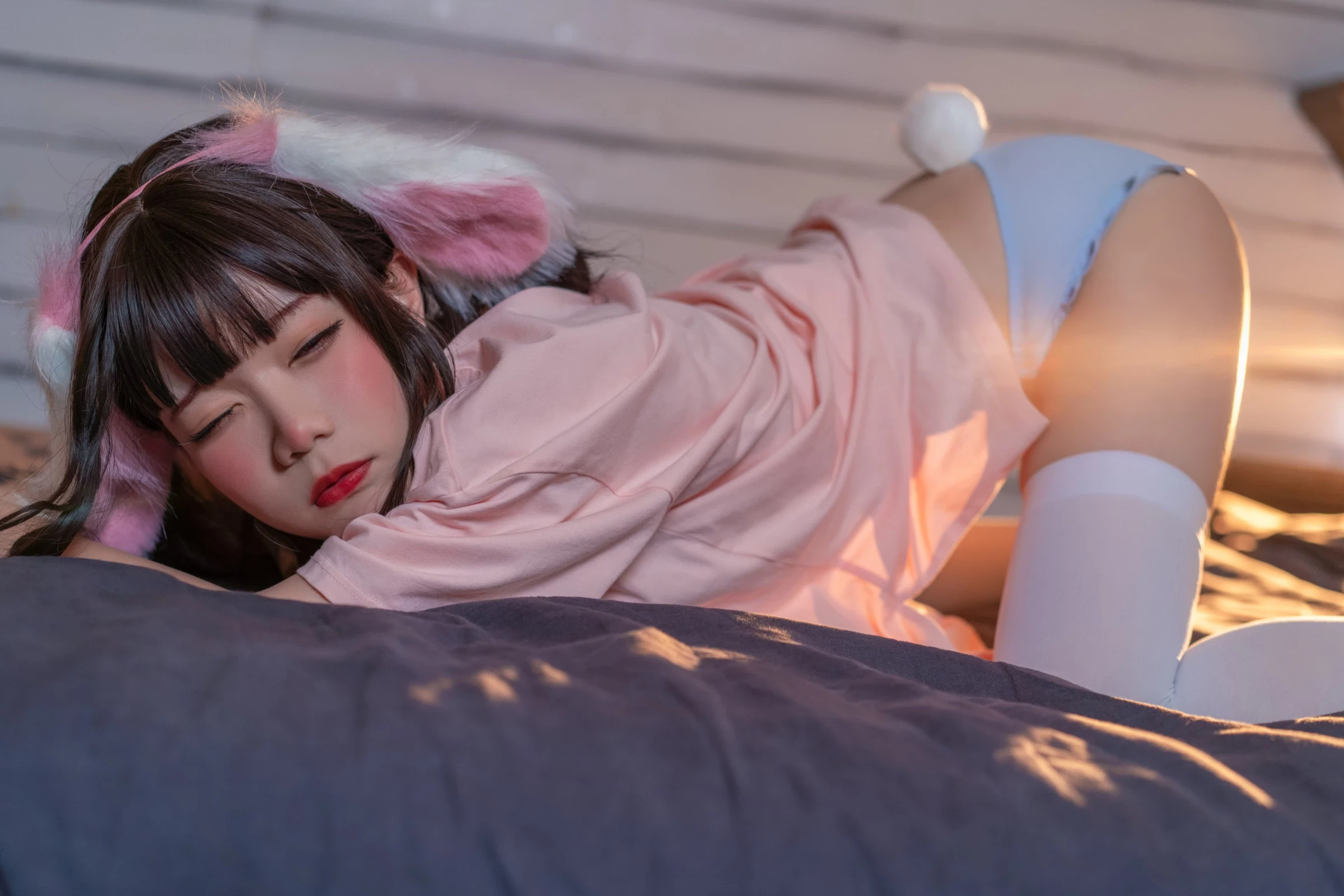 王胖胖u《 粉兔儿 》无圣光