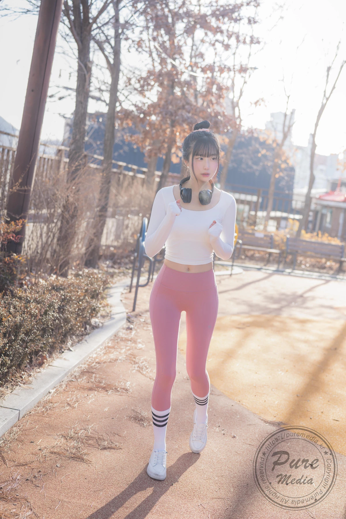 [Hina 히나] 瑜伽裤少女运动后洗漱 [70P]