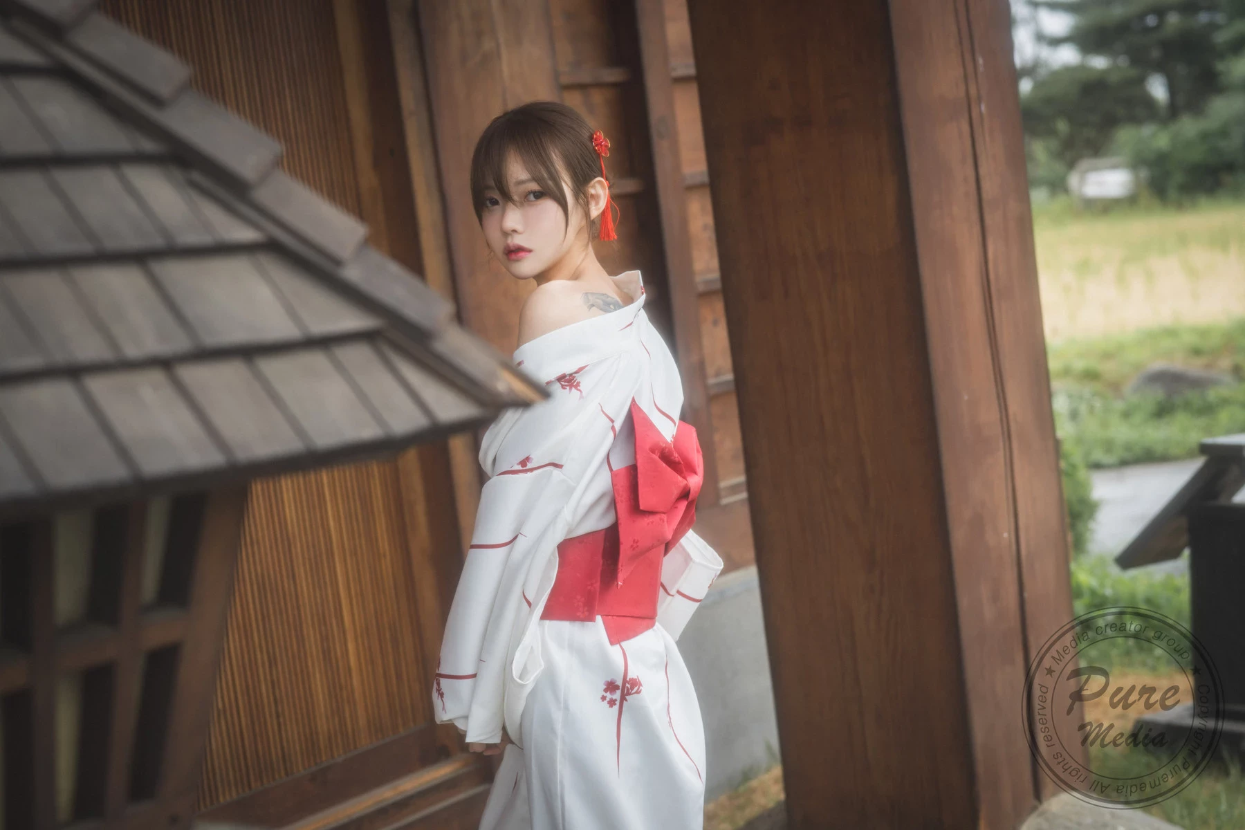 [Romi 로미] 笑容比糖还要甜.身材深藏不露 [57P]